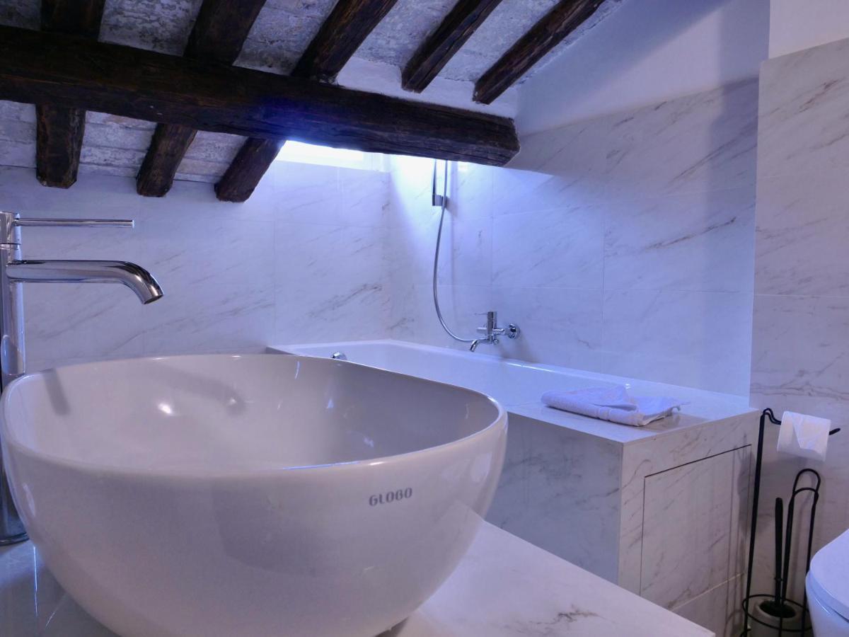 Helmirage Trevi Suite Roma Ngoại thất bức ảnh